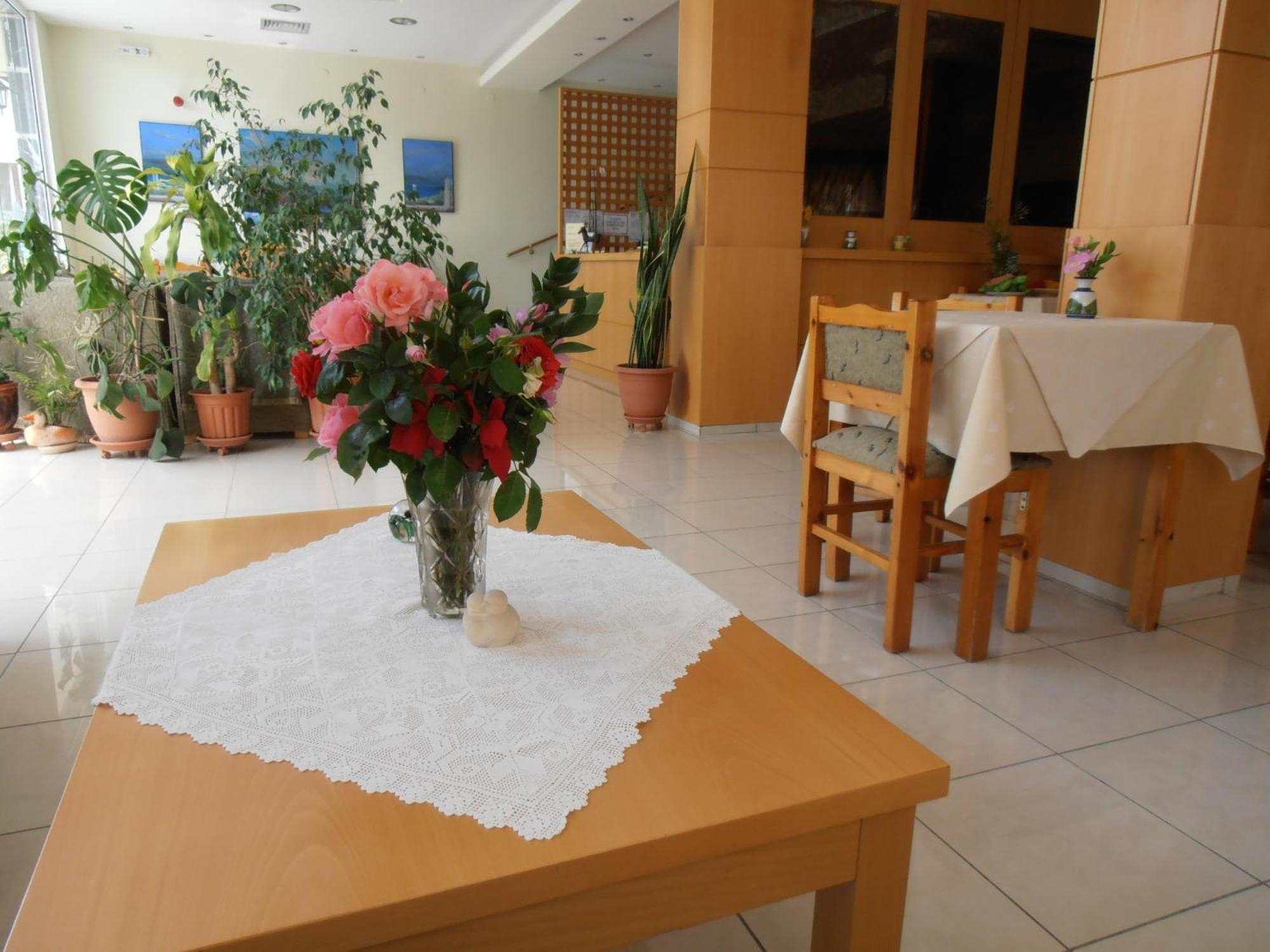 Pyrassos Hotel Néa Ankhíalos Kültér fotó