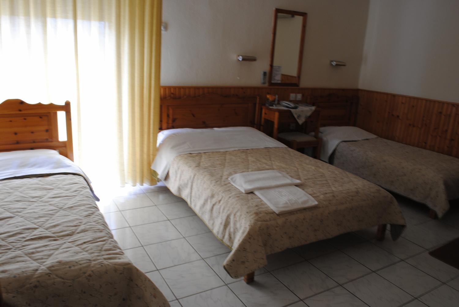 Pyrassos Hotel Néa Ankhíalos Kültér fotó