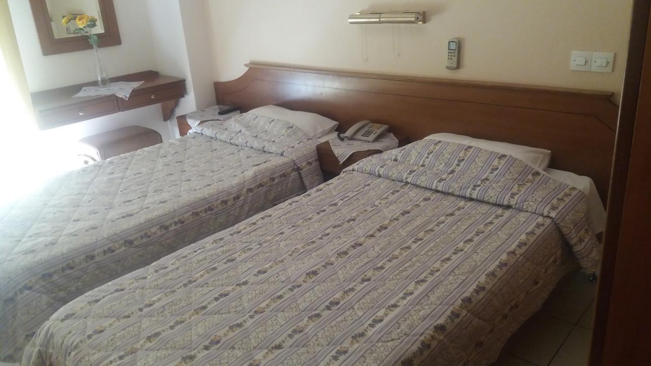 Pyrassos Hotel Néa Ankhíalos Kültér fotó